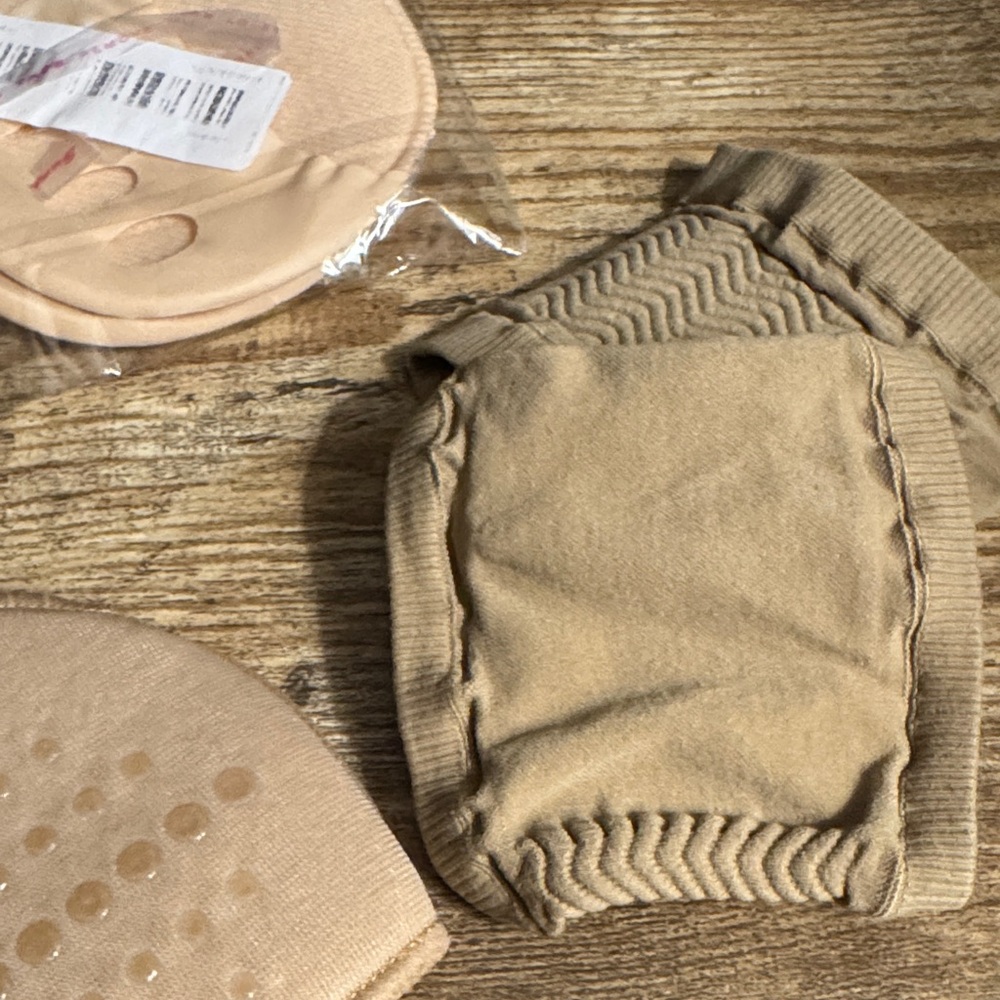 Beige Dance Foot Pads - Picture 4 of 6